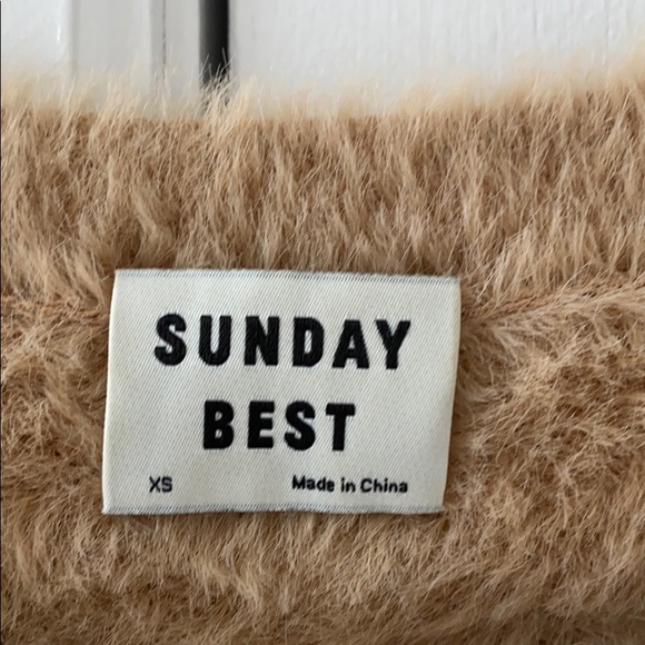 Fuzzy Cropped Sweater - Picture 2 of 3